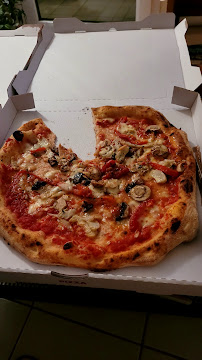 Pizza du Restaurant italien Reginella à Saint-Sébastien-sur-Loire - n°8