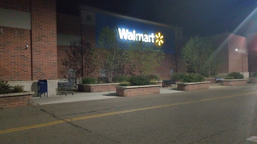 Department Store «Walmart Supercenter», reviews and photos, 970 Gehringer Dr, Fowlerville, MI 48836, USA