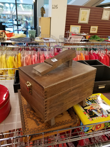 Thrift Store «American Thrift Store», reviews and photos, 5051 N University Dr, Lauderhill, FL 33351, USA