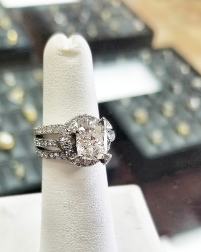 Pawn Shop «PARKER PAWN LLC», reviews and photos, 727 W Lumsden Rd, Brandon, FL 33511, USA