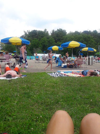 Park «Sunset Beach Park & Picnic Plz», reviews and photos, 4185 US-40, Claysville, PA 15323, USA