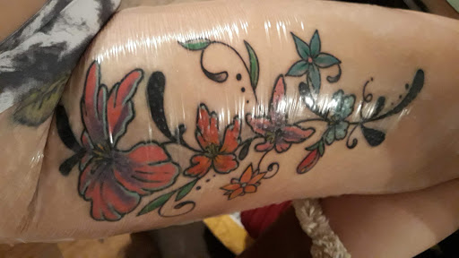 Tattoo Shop «Walk the Line Tattoo», reviews and photos, 364 E Broad St, Athens, GA 30601, USA