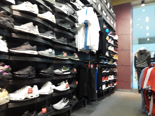 Shopping Mall «Emerald Square», reviews and photos, 999 S Washington St, North Attleborough, MA 02760, USA