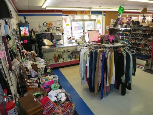 Thrift Store «The Kindness Wave Foundation Thrift Store», reviews and photos, 6210 Seminole Blvd, Seminole, FL 33772, USA