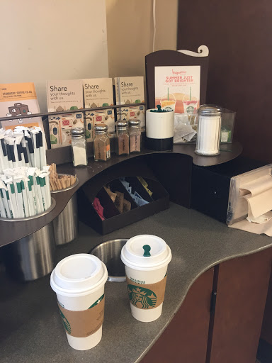 Coffee Shop «Starbucks», reviews and photos, 325 5th St, Brookings, OR 97415, USA