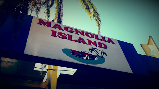 Car Wash «Magnolia Car Wash & Detail Center», reviews and photos, 910 W Magnolia Blvd, Burbank, CA 91506, USA