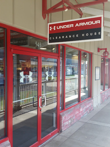 Under Armour Factory House, 9911 Avon Lake Rd #545, Burbank, OH 44214, USA, 