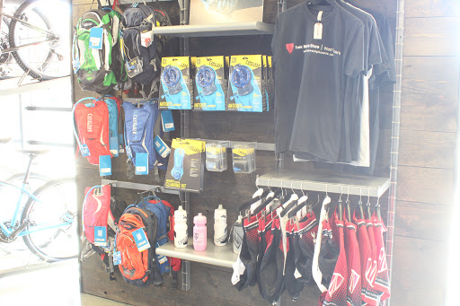 Bicycle Store «Trek Bicycle Store of West Phoenix», reviews and photos, 13085 W McDowell Rd, Avondale, AZ 85392, USA