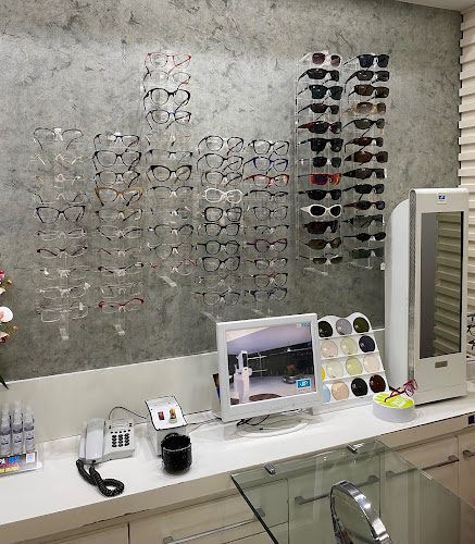 CELPRO - Centro de Lentes e Próteses Ocular