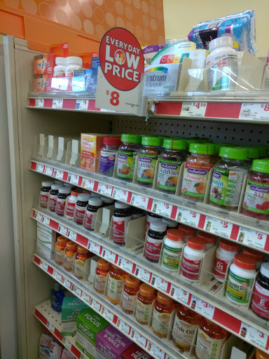 Dollar Store «FAMILY DOLLAR», reviews and photos, 505 W Harding Way, Stockton, CA 95204, USA