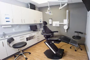Winnipeg Square Dental Centre image