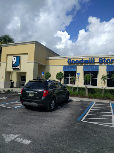 Thrift Store «Goodwill Port St. Lucie West Store & Donation Center», reviews and photos