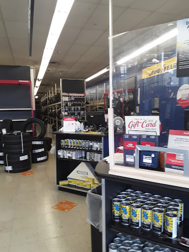 Auto Parts Store «Pep Boys Auto Parts & Service», reviews and photos, 3700 Edgmont Ave, Brookhaven, PA 19015, USA