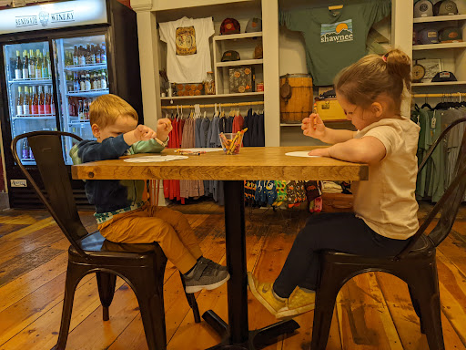 Grocery Store «Shawnee General Store», reviews and photos, 542 River Rd, Smithfield Township, PA 18356, USA