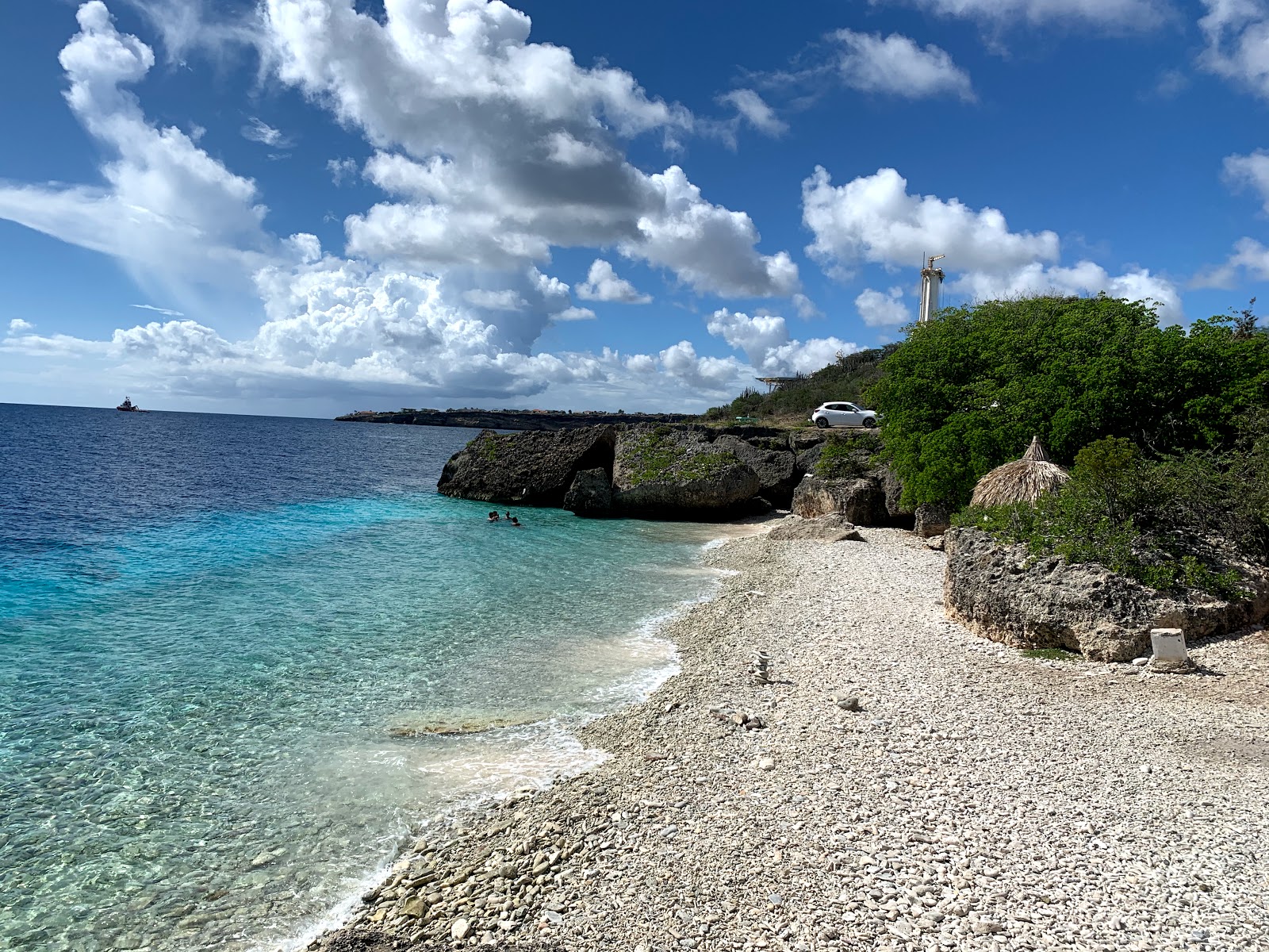 Foto von Directeurs Baai mit graue kiesel Oberfläche