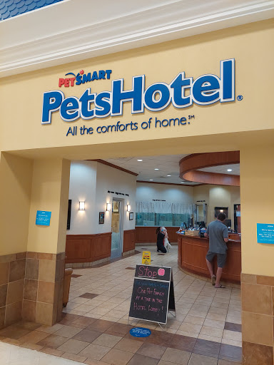 Pet Supply Store «PetSmart», reviews and photos, 8695 Park Meadows Center Dr, Lone Tree, CO 80124, USA