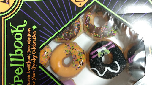 Bakery «Krispy Kreme Doughnuts», reviews and photos, 2809 W March Ln, Stockton, CA 95219, USA