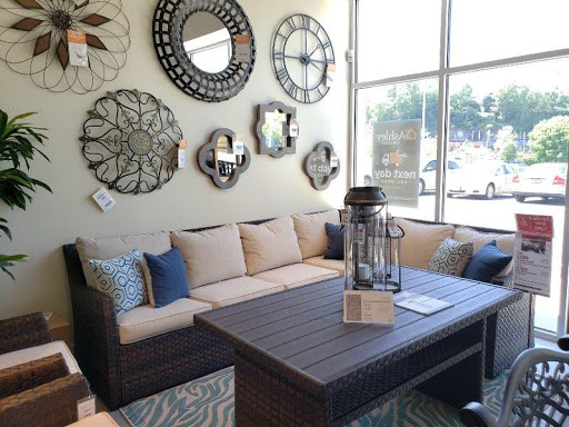 Furniture Store «Ashley HomeStore», reviews and photos, 2350 Central Park Ave, Yonkers, NY 10710, USA