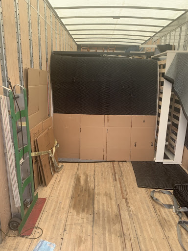 Moving and Storage Service «Two Men and a Truck», reviews and photos, 3861 US-421, Wilmington, NC 28401, USA