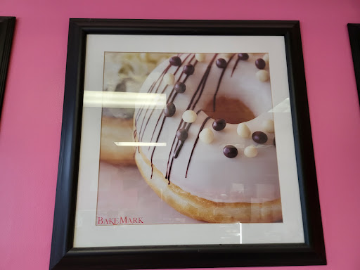 Donut Shop «Puffy Cream Donuts Plus», reviews and photos, 3390 Coachman Rd, Eagan, MN 55121, USA