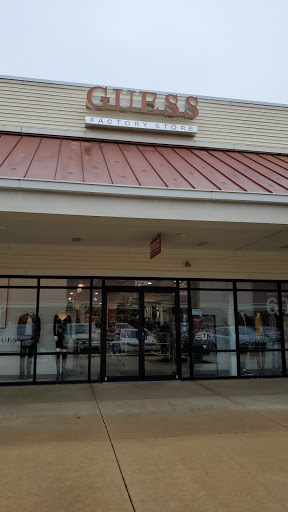 Clothing Store «GUESS Factory», reviews and photos, 11775 NE Executive Dr i040, Edinburgh, IN 46124, USA