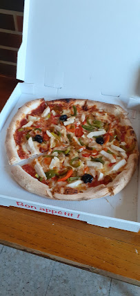 Plats et boissons du Pizzeria RC Pizza à Port-la-Nouvelle - n°2