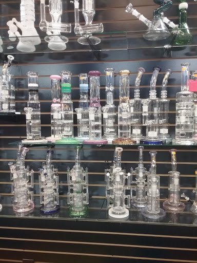 Tobacco Shop «Waves Smoke & Vapes», reviews and photos, 6740 E University Dr #103, Mesa, AZ 85205, USA