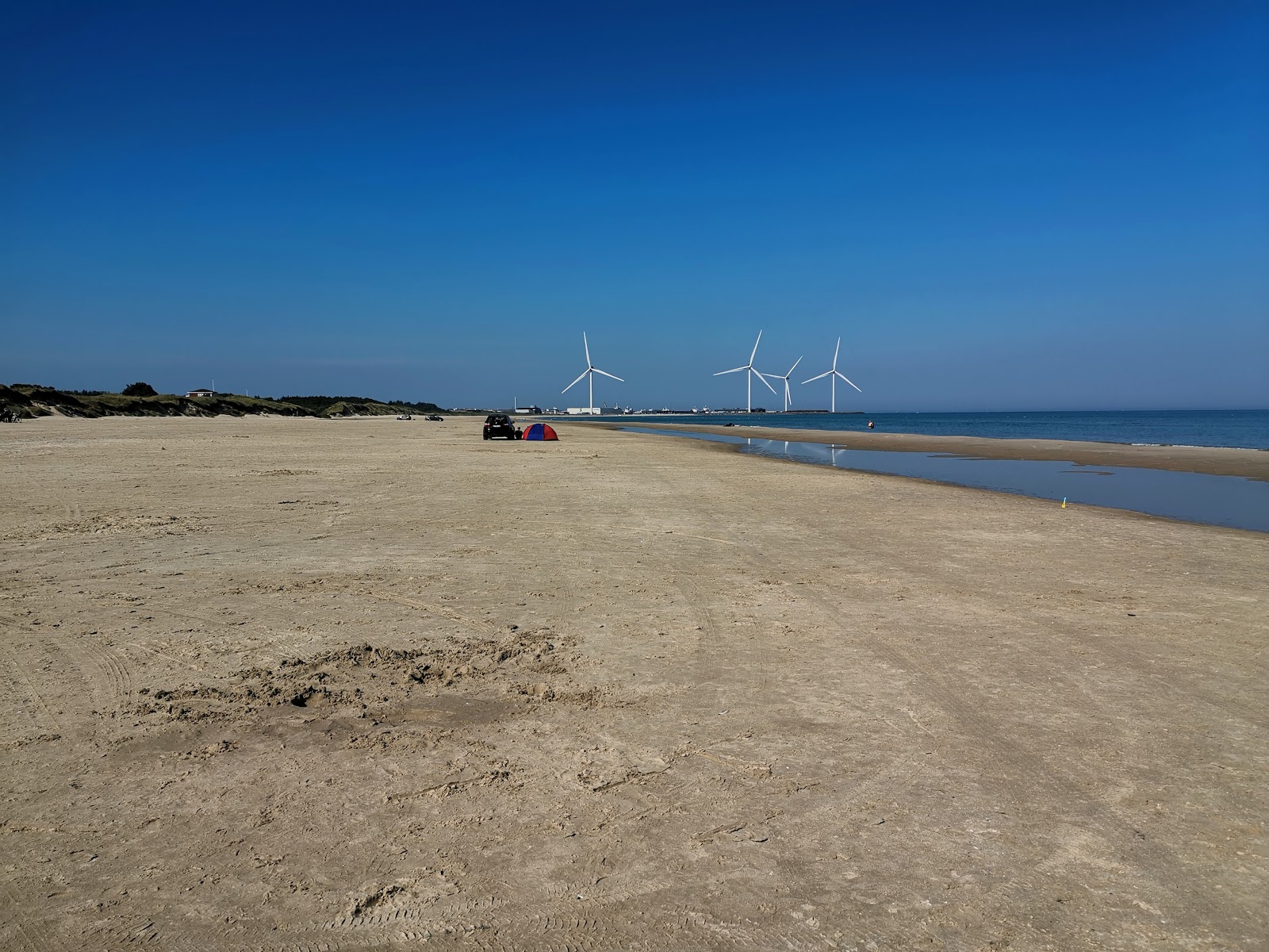Kjul Beach'in fotoğrafı çok temiz temizlik seviyesi ile