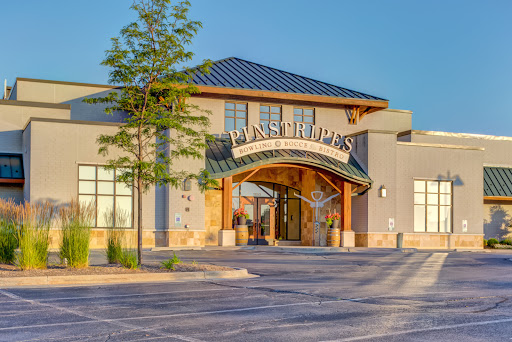 American Restaurant «Pinstripes», reviews and photos, 1150 Willow Rd, Northbrook, IL 60062, USA