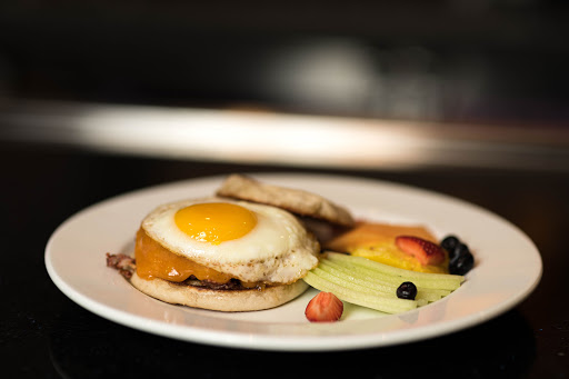 American Restaurant «1060», reviews and photos, 1060 E Genesee St, Syracuse, NY 13210, USA