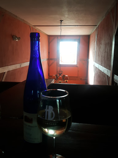 Vineyard «Haight Vineyard», reviews and photos, 29 Chestnut Hill Rd, Litchfield, CT 06759, USA