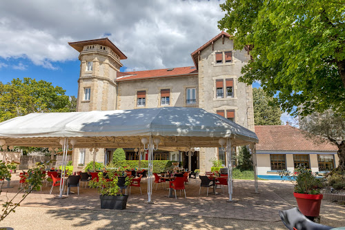 hôtels Logis Hôtel la Commanderie de Champarey Bourgoin-Jallieu