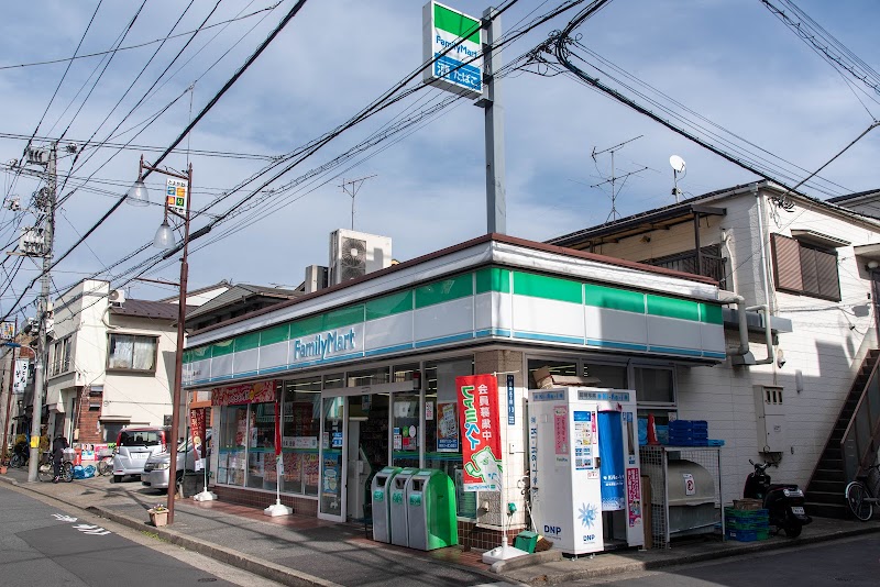 ファミリーマート豊川通り店
