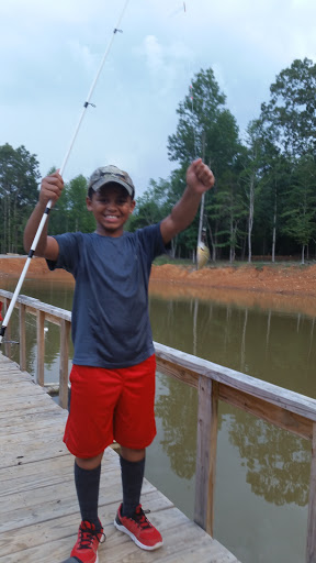 Tropical Fish Store «Glasscages.com LLC», reviews and photos, 1500 E Piney Rd, Dickson, TN 37055, USA