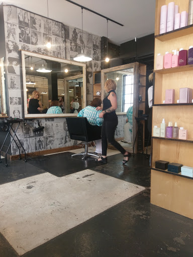 Hair Salon «Gibson Hair and Makeup», reviews and photos, 17 Princess St B, Charleston, SC 29401, USA