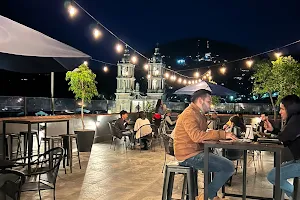Sano Sabor Rooftop| Cafetería y Restaurante image