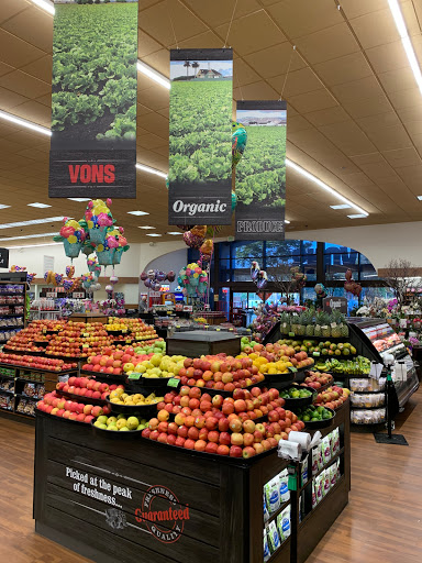 Grocery Store «Pavilions», reviews and photos, 2938 Tapo Canyon Rd, Simi Valley, CA 93063, USA