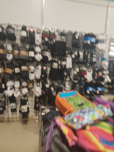 Clothing Store «Rugged Wearhouse», reviews and photos, 6096 Rose Hill Dr, Alexandria, VA 22310, USA