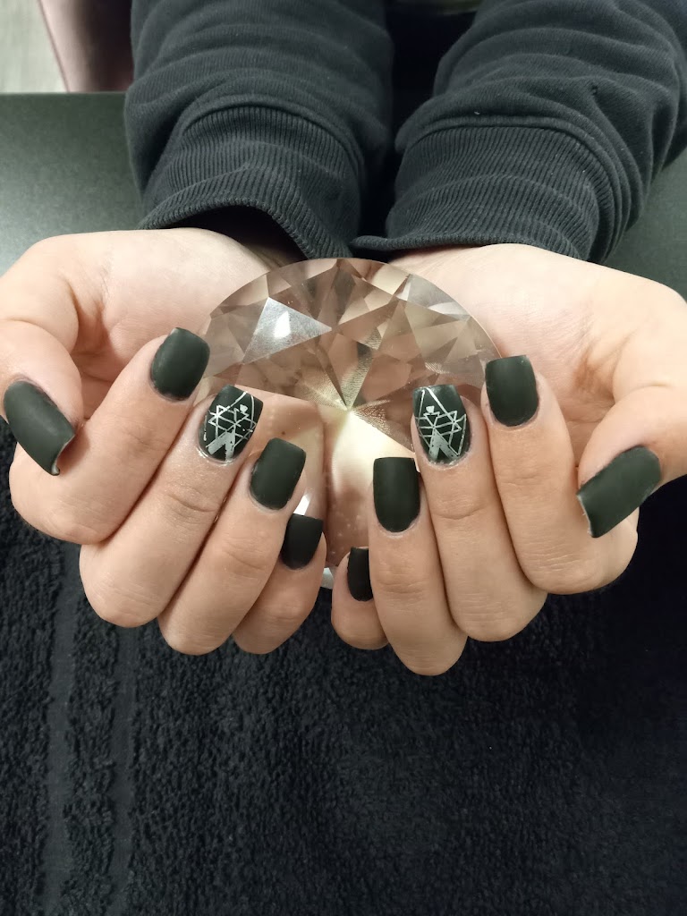 Diamond Nails 99156