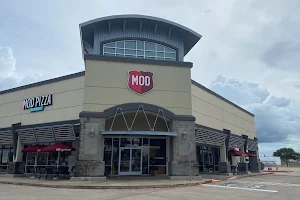 MOD Pizza image