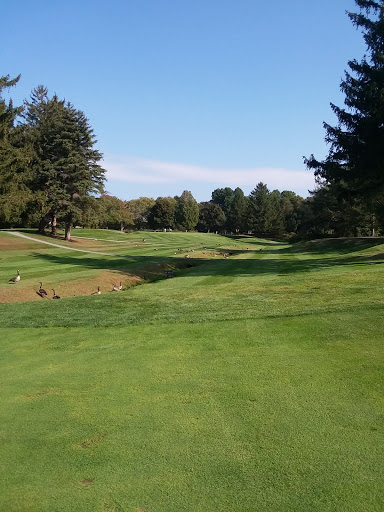 Golf Course «Madison Country Club», reviews and photos, 6130 Chapel Rd, Madison, OH 44057, USA
