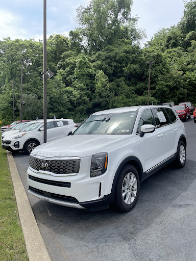Kia Dealer «Monroeville Kia», reviews and photos, 3721 William Penn Hwy, Monroeville, PA 15146, USA