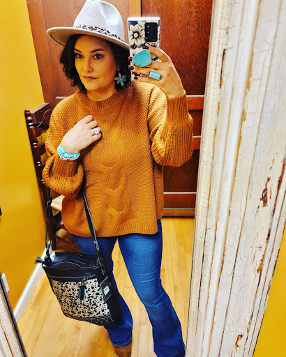 Store «Cahoots-Two Gals General Store», reviews and photos, 53 N Main St #100, Crossville, TN 38555, USA