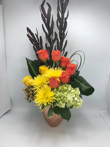 Florist «Nature Nook Florist & Wine Shop», reviews and photos, 10 S Miami Ave, Cleves, OH 45002, USA