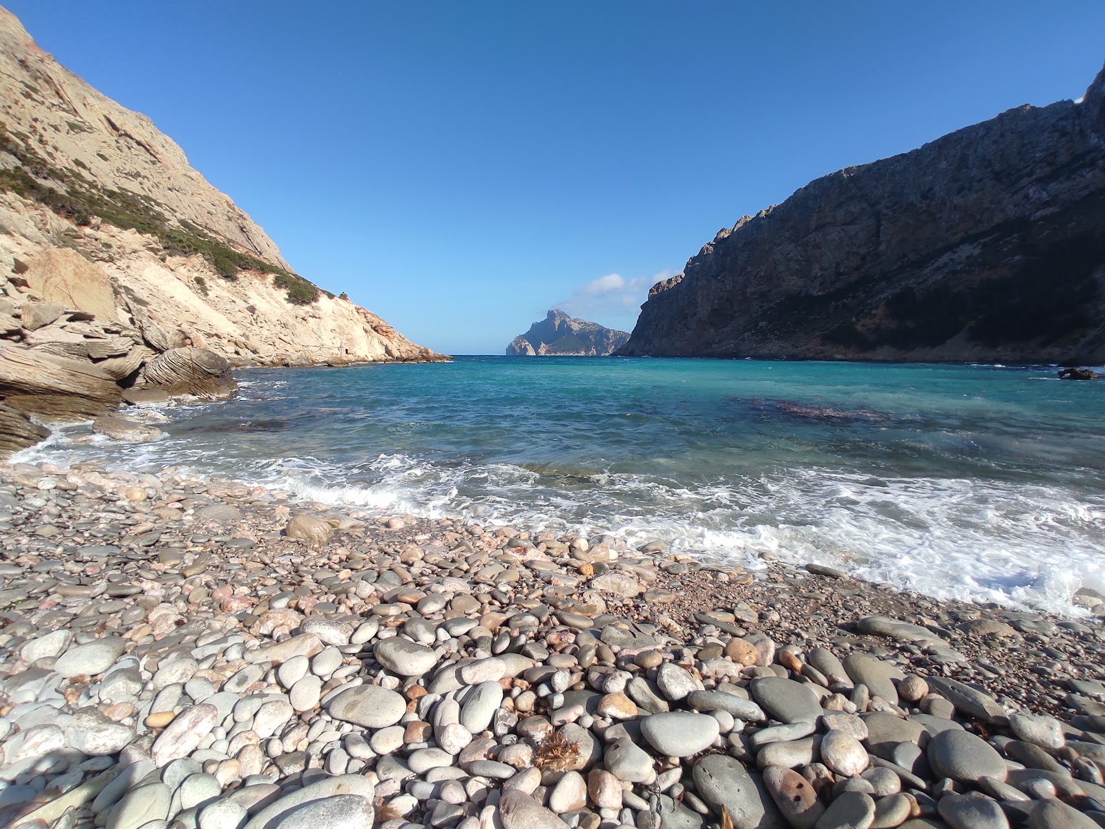 Foto av Cala Boquer med hög nivå av renlighet