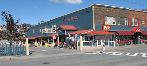 54 Coventry St, Newport, VT 05855, USA