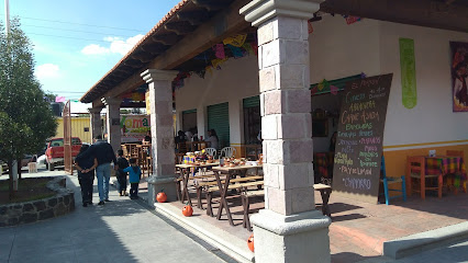 Plaza Gastronónima y Artesanal Axapusco - Independencia 20, 55940 Axapusco, Méx., Mexico