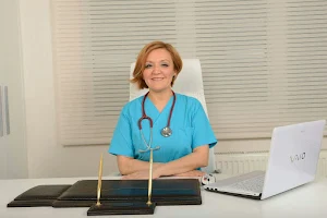 Uzm. Dr Ayşe Naren Çelik Dermatoloji Kliniği image