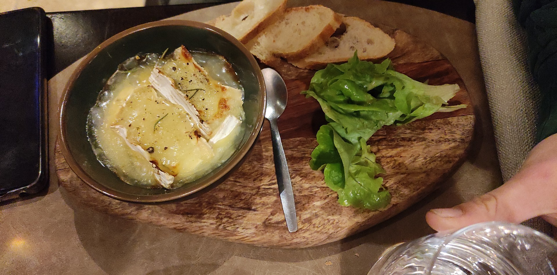 Photo n° 2 de l'avis de Xénia.e fait le 02/11/2019 à 00:11