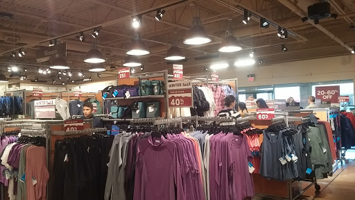 Sportswear Store «Columbia Sportswear Outlet Store at Prime Outlets San Marcos», reviews and photos, 3939 I-35 #340, San Marcos, TX 78666, USA